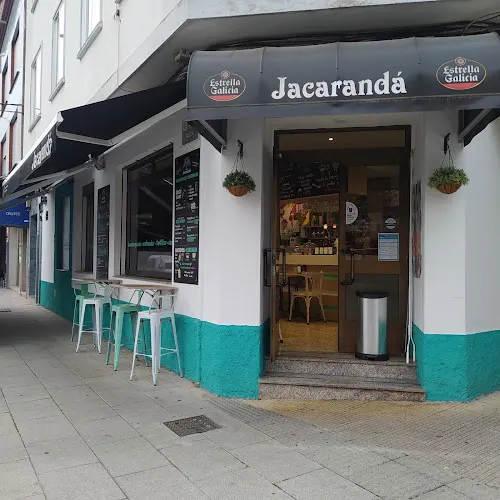 Jacarandá café raciones - Melide
