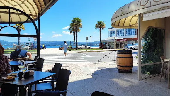 Cafetería Rompeolas