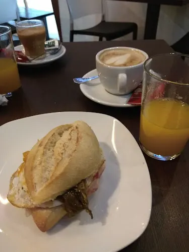 Paralelo Cafetería