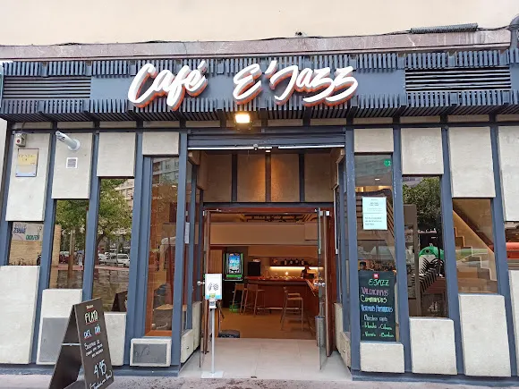 Cafe e'jazz
