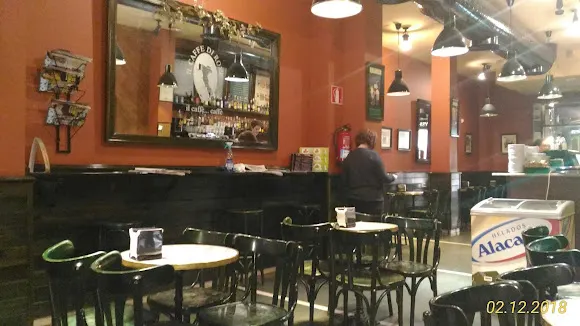 Caffè Roma.