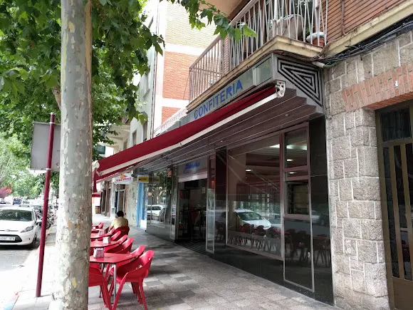 CAFETERÍA Herrera.
