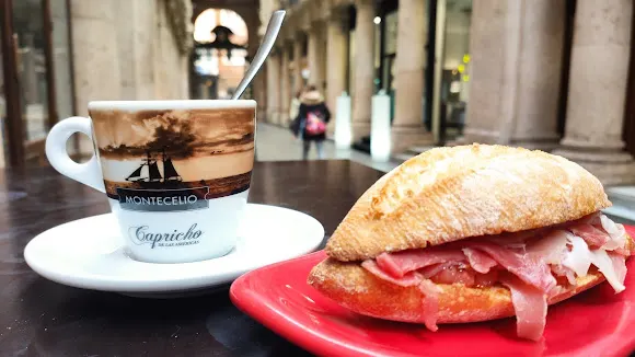 URBAN CAFÉ albacity.