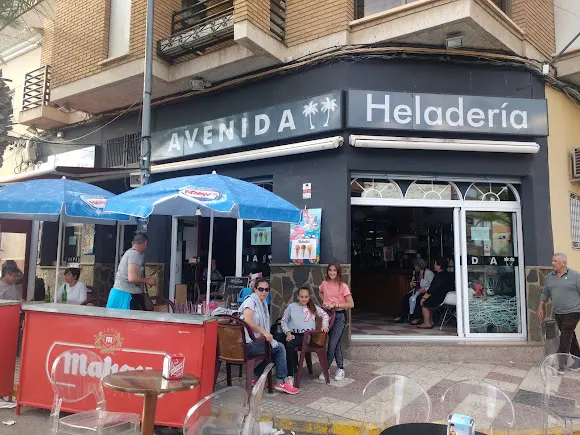 Cafeteria Heladeria Avenida