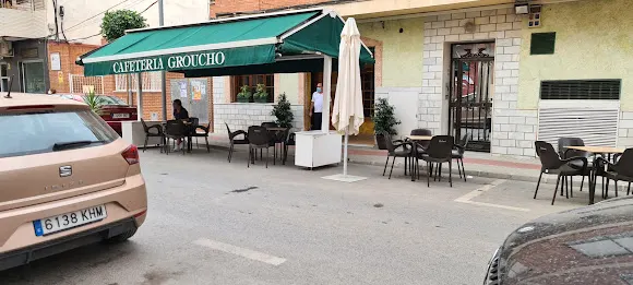 Cafetería Groucho S L - Dolores