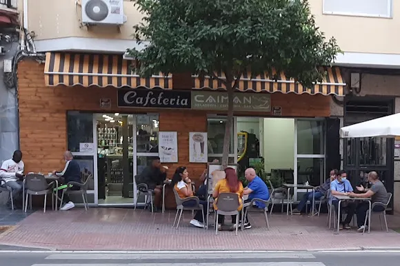 CAFETERÍA CAIMÁN