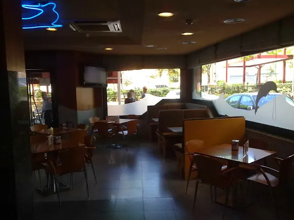 Cafetería Los Delfines