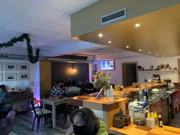 Lorca 41 Retro Bar - Nijar