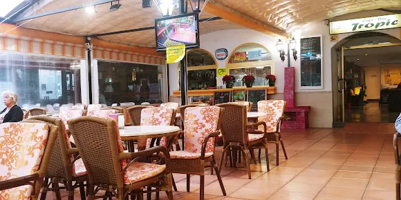 Cafe Bar Nuevo Tropic - Roquetas de Mar