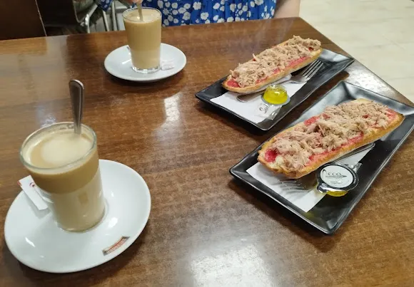 Daypa Café Bar - Viator