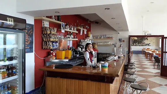 Cafetería (antiguo Parador de Pajares)