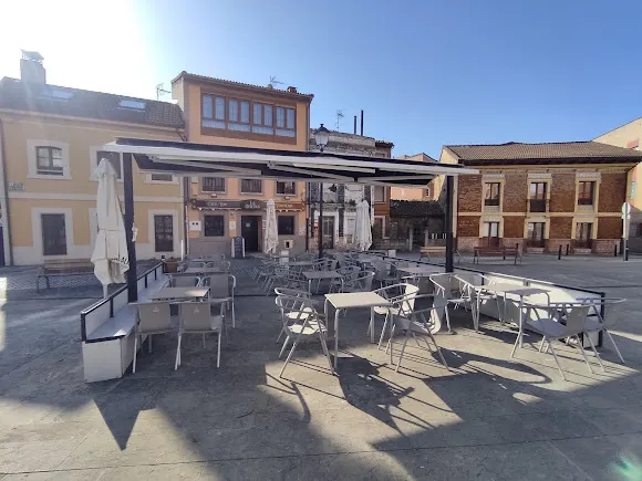 Cafe Bar La Oficina
