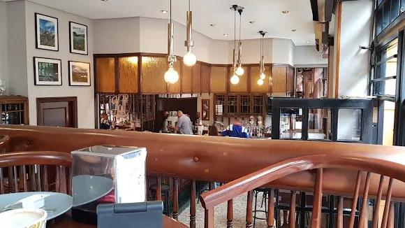 Cafe Wolf