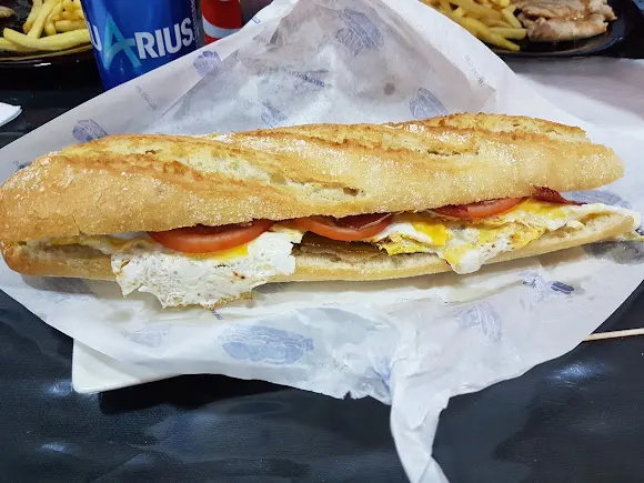 Neus Fleca i Cafeteria