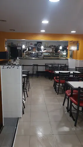 BAR LA ORILLA مقهى الحافة