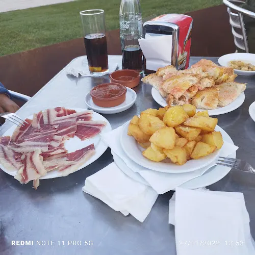 Cafetería Franfurt Los Chavales 2 ("La Bodeguilla")