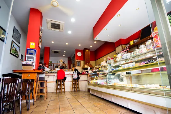 La Perla Montgat Fleca Cafeteria