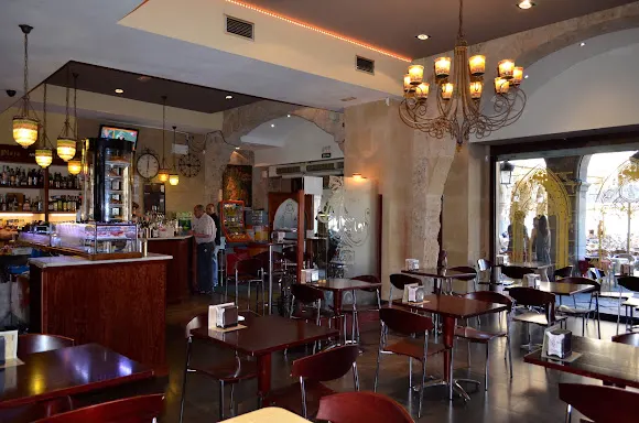 Cafetería Abadía Plaza