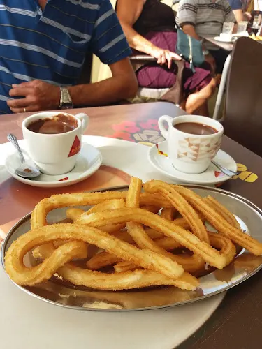 Cafe-Chocolate Churreria Playa y Plaza