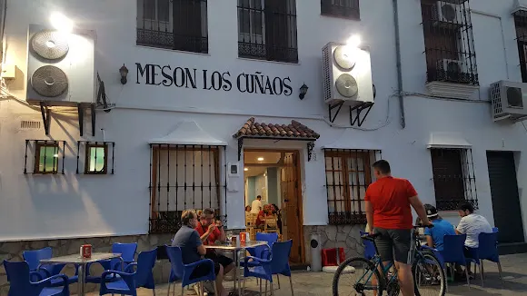 Bar Mesón los Cuñados - El Gastor