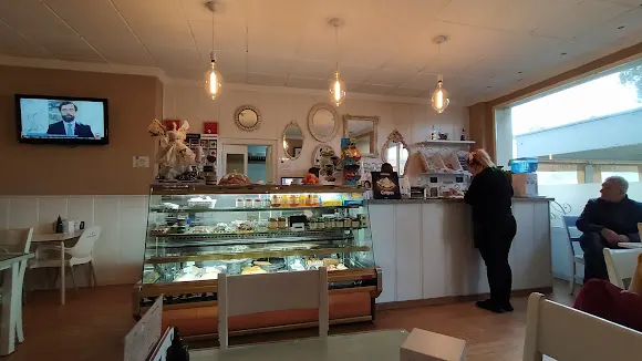 Plum Café