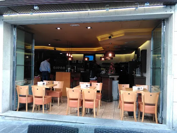 Cafetería Arena