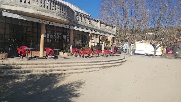 Plaça de Subirats Centre Agrícola