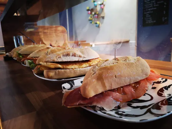 Güi Güi Café Bar - Langreo