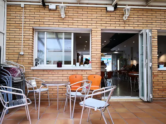 La Xerradeta croissanteria, cafeteria.