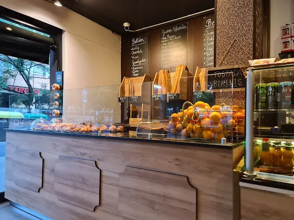 La Marquesa Cafe