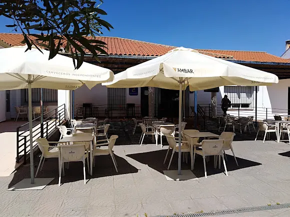 Cafetería H. M. El Balcón de la Sierra - Puerto de Santa Cruz
