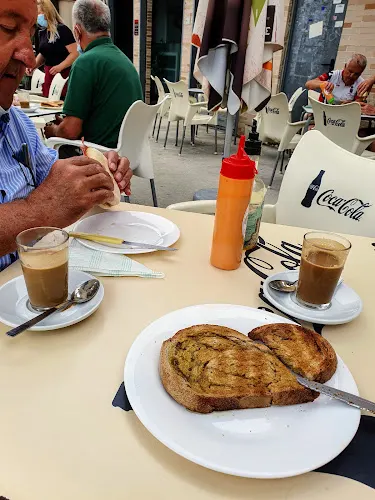 Cafetería Heladería Juanito