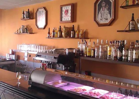Café-Bar La Cruz de la Barrera - Lucena