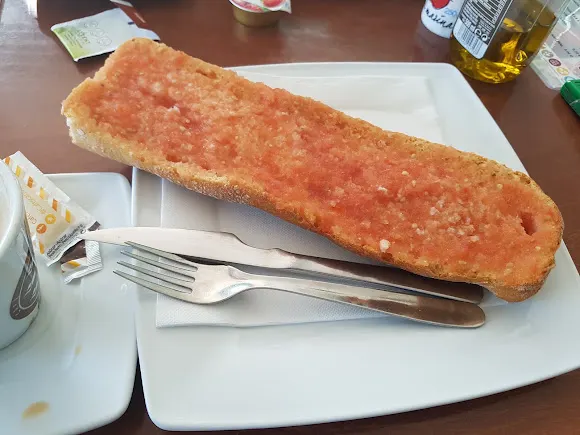 Cafetería La Rotonda. - Cuenca