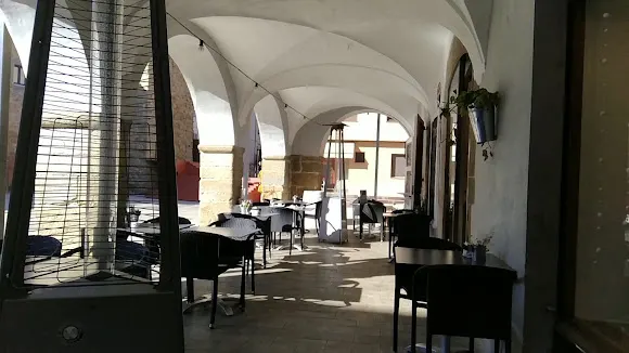 BAR RESTAURANT EL CAFÈ DE LA PLAÇA - Verges