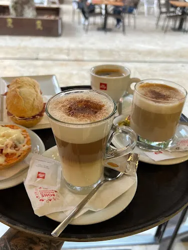 İris Eiscafe - Banyoles