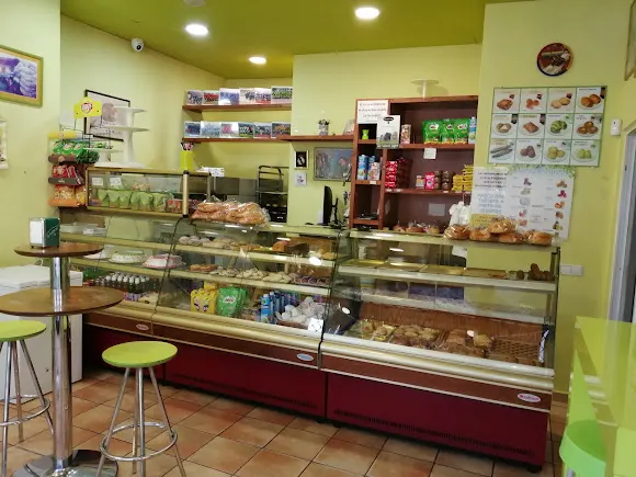 CAFETERIA LAS MIL Y "UNA DELICIA"