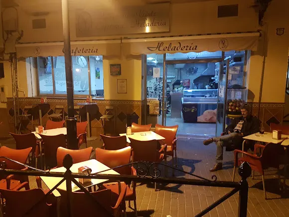 Cafeteria 19/20 - Cullar Vega