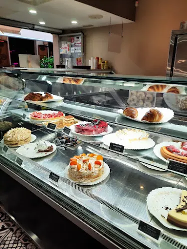 Café Granada 44