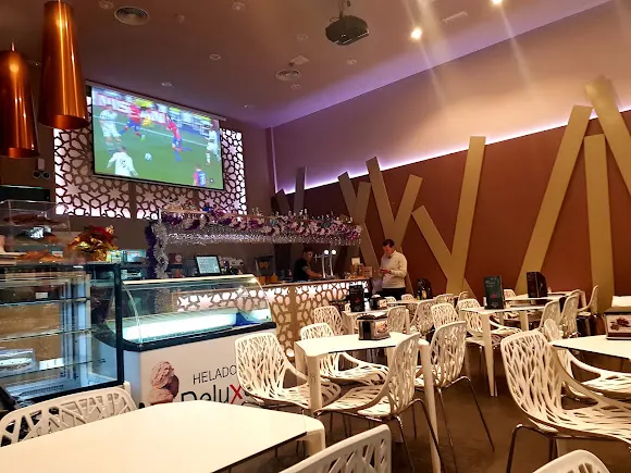 Deluxe Café & Food CC Nevada Shopping