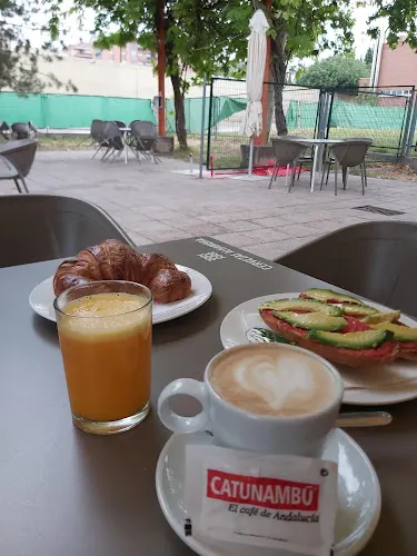 Cafetería Deportes Fuente Nueva. UGR