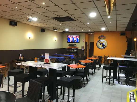 Restaurante Cafetería Peñas Albas - Coslada