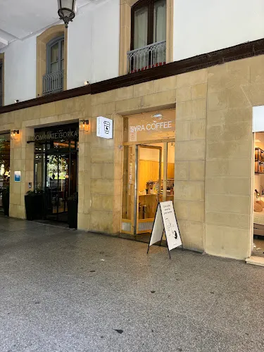 Syra Coffee - Plaza Gipuzkoa