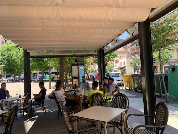 Shabby café