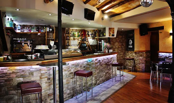 Cafe-Pub Novelty - Ezcaray