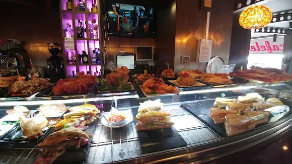 cafeteria lolita large