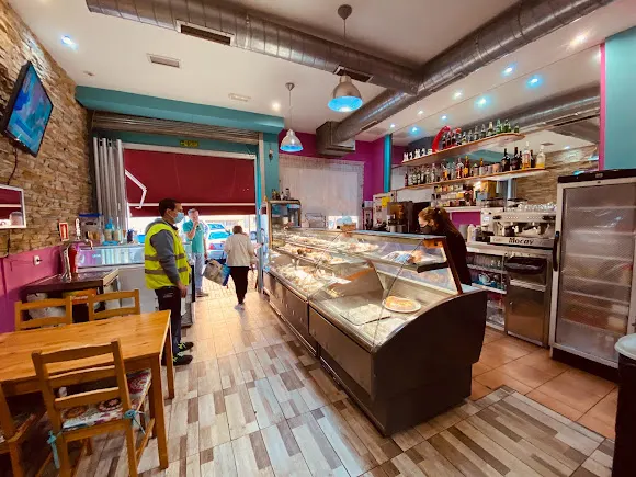 Cafetería Pastelería San Francisco 2 - San Bartolomé de Tirajana