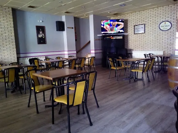 Café Universal - Valencia de Don Juan