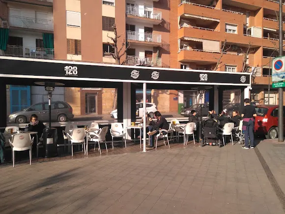 Bar vermuteria Cent vint-i-tres