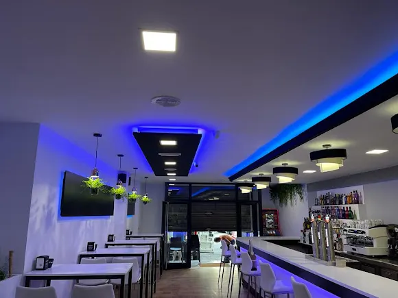 Café Bar la primera